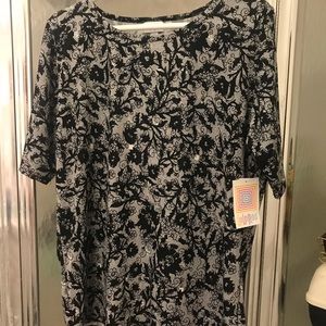 NWT Lularoe Gigi 3Xl. White w black lace paisley